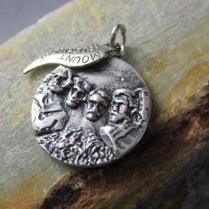 Sterling Silver Mount Rushmore Charm National Park